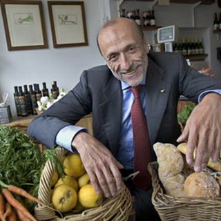 Sanremo: Carlin Petrini, fondatore di Slow Food, questa sera nuovo ospite di Caffè Venezuela