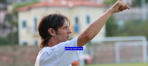 Carlo Calabria, allenatore della Sanremese, nel post match vinto con il Finale