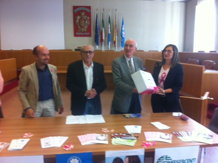Sondaggio tra i negozianti di Ventimiglia per il rilancio del Commercio, Confesercenti “Proposta di programma condiviso” Sondaggio tra i negozianti di Ventimiglia per il rilancio del Commercio, Confesercenti “Proposta di programma condiviso”