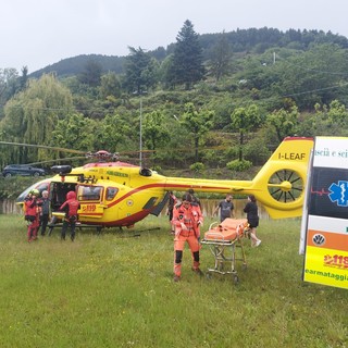 Pigna: escursionista cade su un sentiero e si infortuna, soccorsa dall'elicottero Grifo