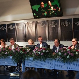 La conferenza stampa al Palafiori