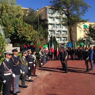Imperia: in piazza della Vittoria la celebrazione ufficiale per il giorno dell'Unità Nazionale e delle Forze Armate (Foto e video)