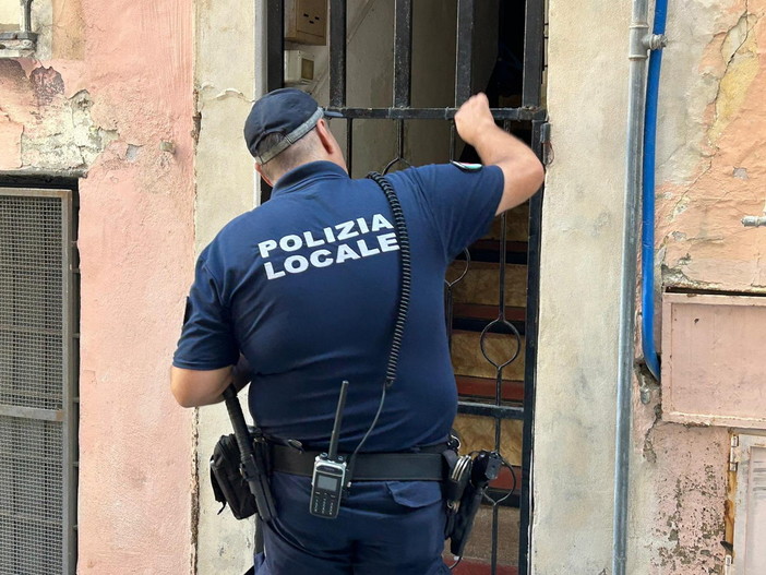 Sanremo, controlli della Polizia Locale su affitti turistici e strutture ricettive: 9 sanzioni nel centro e nella Pigna Sanremo, controlli della Polizia Locale su affitti turistici e strutture ricettive: 9 sanzioni nel centro e nella Pigna