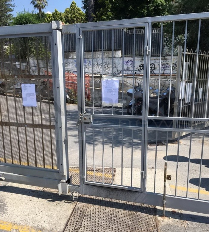 Sanremo: chiusura passaggio pedonale a Portosole, un lettore contrasta la decisione Sanremo: chiusura passaggio pedonale a Portosole, un lettore contrasta la decisione