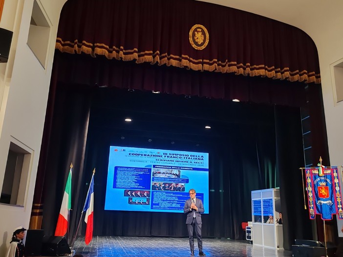 Ventimiglia, Scajola: "A dicembre treni di ultima generazione nell'Imperiese"