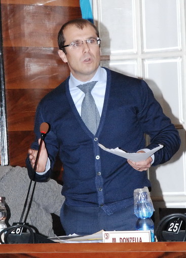 Continua a tenere banco la questione su 'Rivieracqua': Alessandro Sindoni “Difendiamo assieme l’acqua pubblica” Continua a tenere banco la questione su 'Rivieracqua': Alessandro Sindoni “Difendiamo assieme l’acqua pubblica”