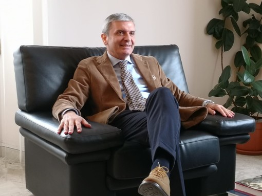 Imperia: il Questore Cesare Capocasa incontra i giornalisti per un augurio natalizio Imperia: il Questore Cesare Capocasa incontra i giornalisti per un augurio natalizio