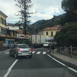 Ventimiglia: la frazione di Latte 'invasa' a tutte le ore, residenti esasperati chiedono una pattuglia fissa Ventimiglia: la frazione di Latte 'invasa' a tutte le ore, residenti esasperati chiedono una pattuglia fissa