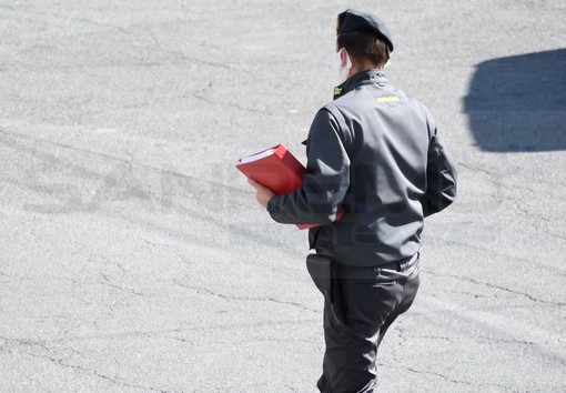 Imperia: tre neo ispettori e quattro finanzieri nelle Fiamme Gialle del capoluogo e a Ventimiglia Imperia: tre neo ispettori e quattro finanzieri nelle Fiamme Gialle del capoluogo e a Ventimiglia