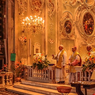Stop a Padrini e Madrine in Diocesi: una lettrice "Perchè togliere questa presenza anche se imperfetta?" Stop a Padrini e Madrine in Diocesi: una lettrice "Perchè togliere questa presenza anche se imperfetta?"