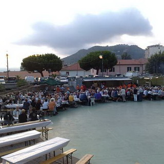 Vallecrosia: 250 persone ieri alla cena sociale al centro 'Cinque Torri Onlus'
