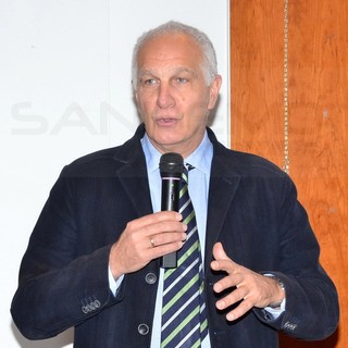 Politica dei rifiuti a Taggia: Genduso “Non si può semplificare un tema complesso come quello dei rifiuti con facili e superficiali slogan di propaganda!” Politica dei rifiuti a Taggia: Genduso “Non si può semplificare un tema complesso come quello dei rifiuti con facili e superficiali slogan di propaganda!”