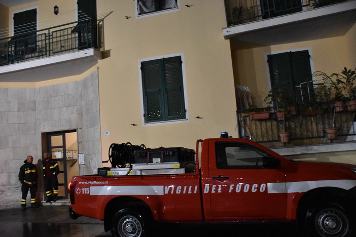 Sanremo: caduto tetto a case popolari a Borgo Tinasso, le perplessità di alcuni inquilini