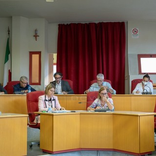 Taggia: in Consiglio comunale il caso del Tricloropropano, il Sindaco "Momenti difficili e il problema dell'acqua rimane" Taggia: in Consiglio comunale il caso del Tricloropropano, il Sindaco "Momenti difficili e il problema dell'acqua rimane"
