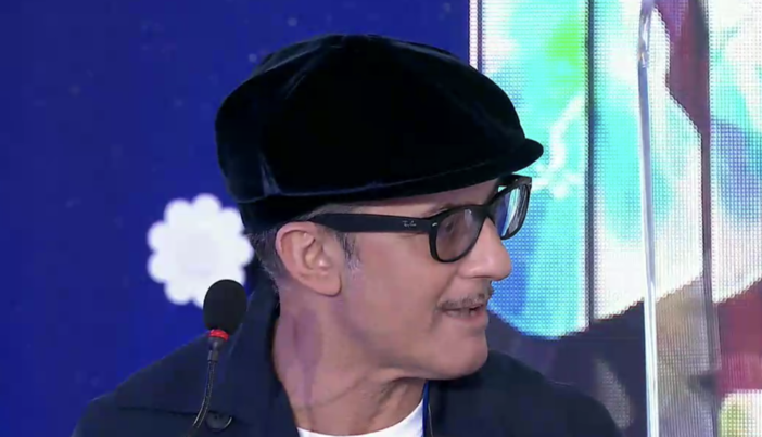 Fiorello durante la conferenza stampa