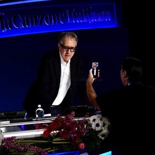 Il sindaco Alberto Biancheri in conferenza stampa all'Ariston Roof (foto Duilio Rizzo) Il sindaco Alberto Biancheri in conferenza stampa all'Ariston Roof (foto Duilio Rizzo)