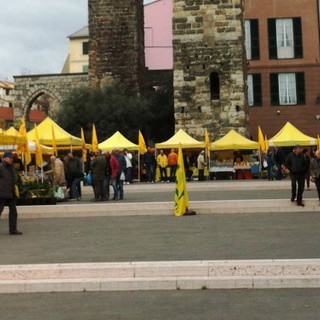 8 marzo: Coldiretti Liguria, mimose per 7 donne su 10, omaggi floreali nei mercati ‘Campagna amica’