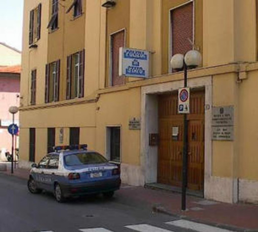 Ventimiglia: scoperto dalla Polizia un giro di prostituzione in via Ruffini, i clienti le 'recensivano' anche su Internet