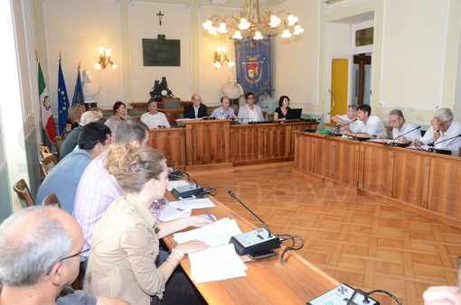 Imperia: questa mattina la Conferenza dei Sindaci per discutere del futuro del Trasporto Pubblico Locale