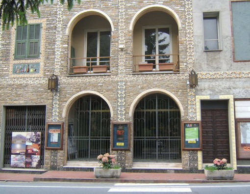 Dolceacqua: stop alla violenza giornata pratica contro la violenza sulle donne Dolceacqua: stop alla violenza giornata pratica contro la violenza sulle donne