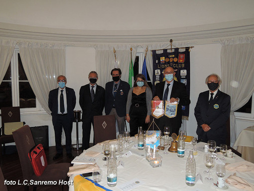"Sanremo perduto limoneto d'Europa", una relazione del Prof. Alessandro Carassale al Lions Club Sanremo Host (foto) "Sanremo perduto limoneto d'Europa", una relazione del Prof. Alessandro Carassale al Lions Club Sanremo Host (foto)