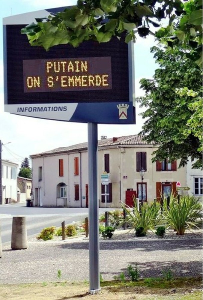 Macron ai francesi: “In casa fino all’11 maggio”. Un sindaco della Gironda esprime il proprio pensiero senza troppe perifrasi