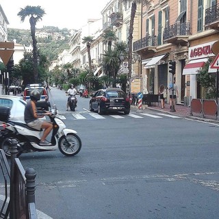 Bordighera: riaperta a doppio senso corso Italia, l'annuncio del Sindaco Vittorio Ingenito (Foto)