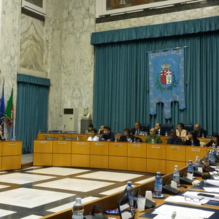 Imperia: dopo la mozione dei dissidenti, dichiarazioni di fuoco di Capacci: "Il 'Re' e la regina agiscono per motivi politici"