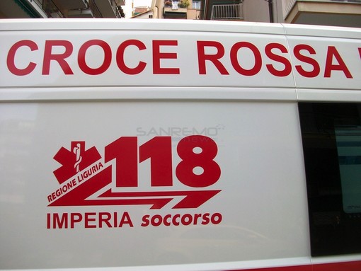 Molini di Triora: grave incidente ad Agaggio, scontro tra moto ed auto con un ferito grave Molini di Triora: grave incidente ad Agaggio, scontro tra moto ed auto con un ferito grave