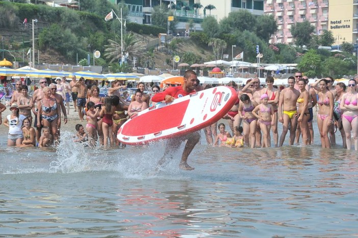 Al via la 20a edizione del corso per 'Assistenti bagnanti mare' organizzato dalla sezione di Imperia-Sanremo della Fisa Al via la 20a edizione del corso per 'Assistenti bagnanti mare' organizzato dalla sezione di Imperia-Sanremo della Fisa