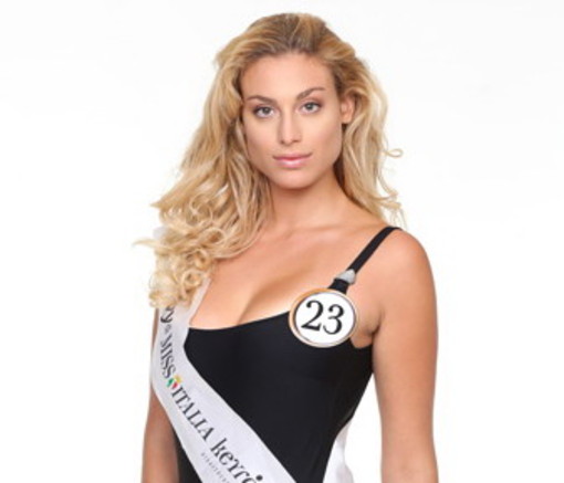 'Miss Italia 2015': Chiara Barbaro sta tornando nella sua Bordighera, le prime impressioni del giorno dopo le affida a Sanremo News