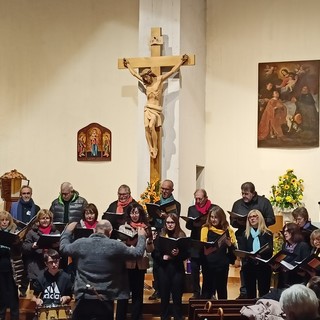 San Biagio della Cima: venerdì sera il concerto di Natale dei cori 'Voci e Note' e 'Troubar Clair' San Biagio della Cima: venerdì sera il concerto di Natale dei cori 'Voci e Note' e 'Troubar Clair'