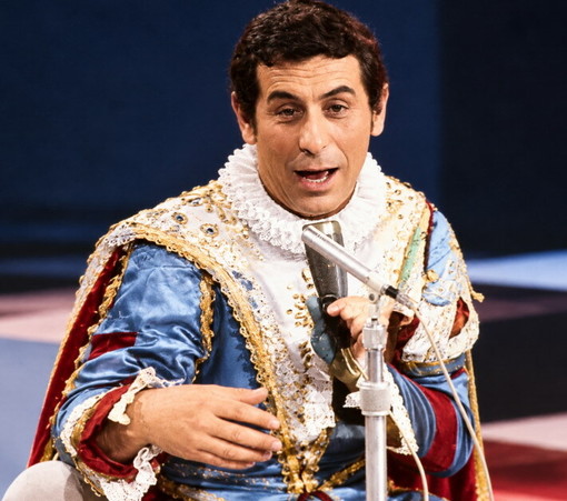 Ventimiglia ritrova il suo Mago Zurlì: una targa alla Marina San Giuseppe e una giornata dedicata a Cino Tortorella Ventimiglia ritrova il suo Mago Zurlì: una targa alla Marina San Giuseppe e una giornata dedicata a Cino Tortorella