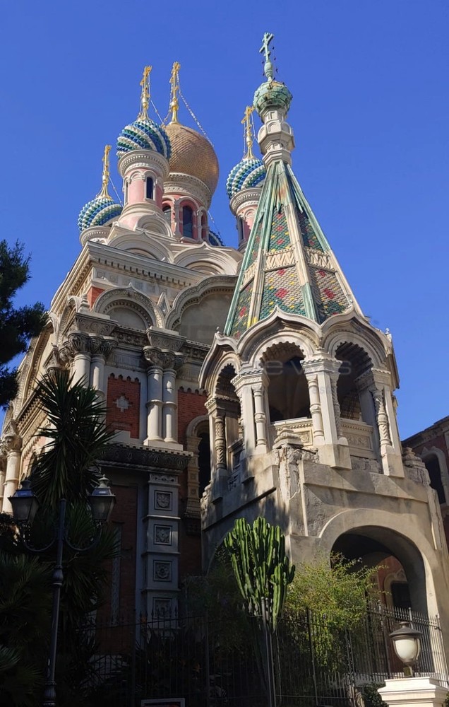 La Chiesa Russa senza impalcature La Chiesa Russa senza impalcature