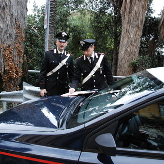 Bordighera: prende a calci e pugni le porte del pronto soccorso, tunisino di 29 anni arrestato dai Carabinieri