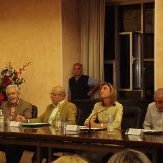 Diano Marina: Polizia Locale del Golf e modifica allo statuto della GM oggi in Consiglio