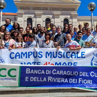 Bordighera: terminato con grande successo di partecipazione il campus musicale 'Note d'aMare' (Foto) Bordighera: terminato con grande successo di partecipazione il campus musicale 'Note d'aMare' (Foto)