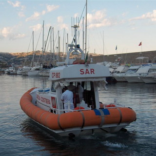 Sanremo: operazione "Ottobre 2012", capitaneria scova peschereccio matuziano al lavoro in acque francese