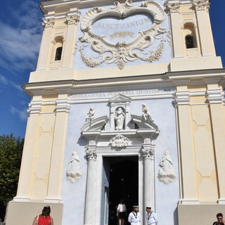 Sanremo: domani alla Madonna della Costa presentazione del libretto di preghiere firmato dal rettore Don Giuseppe Puglisi Sanremo: domani alla Madonna della Costa presentazione del libretto di preghiere firmato dal rettore Don Giuseppe Puglisi