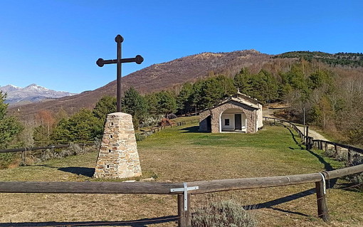 Domenica prossima escursione con PonenteTrekking "Prospettive sui monti naviganti Lovegno-Valle Arroscia"