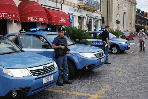 Nei controlli della Polizia di Stato per una Pasqua sicura, identificate 312 persone e controllati 120 veicoli