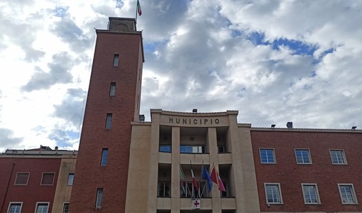 Ventimiglia, il 'caso Calcopietro' crea tensione in Comune: maggioranza sull’orlo della rottura Ventimiglia, il 'caso Calcopietro' crea tensione in Comune: maggioranza sull’orlo della rottura