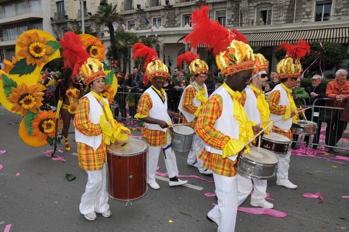 Cervo: domenica prossima appuntamento con il Carnevale nei carruggi