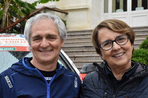 Sanremo: dopo la Dakar Luciano Carcheri e Fabrizia Pons ringraziano il Casinò (Foto e Video) Sanremo: dopo la Dakar Luciano Carcheri e Fabrizia Pons ringraziano il Casinò (Foto e Video)