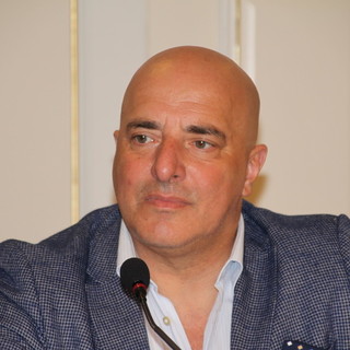 Il candidato alle europee per Fratelli d'Italia Gianni Berrino alla manifestazione nazionale del partito in programma a Napoli