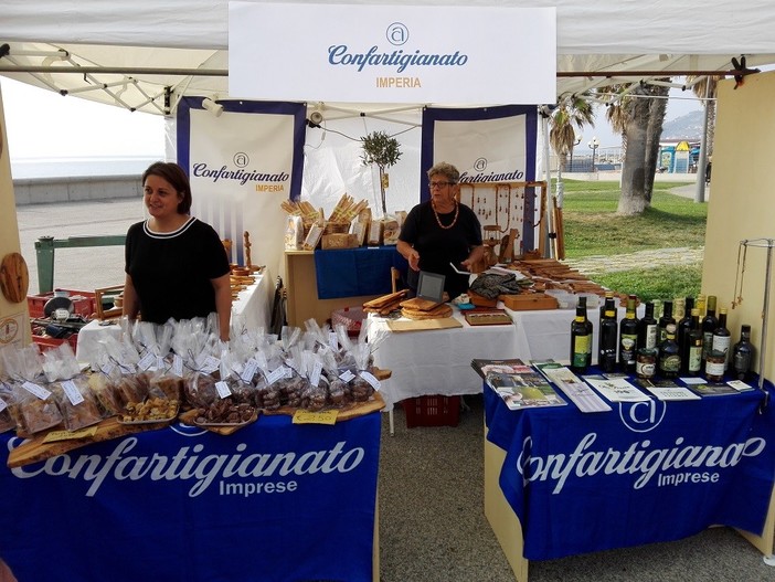 Sanremo: degustazioni gratuite e un laboratorio sulla lavorazione del legno d’ulivo nello stand della Confartigianato a Pian di Nave