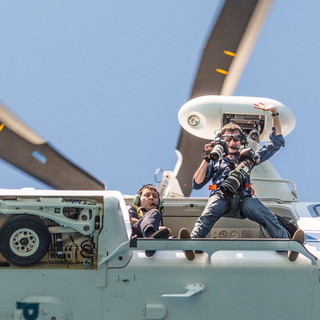 Ecco i primi 'segreti' del calendario 2016 della Polizia di Stato: le foto sono di Massimo Sestini