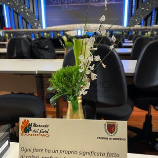 70° Festival di Sanremo: omaggio floreale del Comune di Sanremo per i giornalisti della sala stampa (Foto) 70° Festival di Sanremo: omaggio floreale del Comune di Sanremo per i giornalisti della sala stampa (Foto)