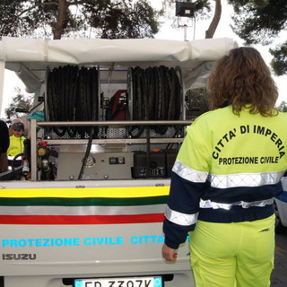 Da provincia di Imperia sono partiti questa mattina i volontari della Protezione Civile per l'alluvione nello spezzino