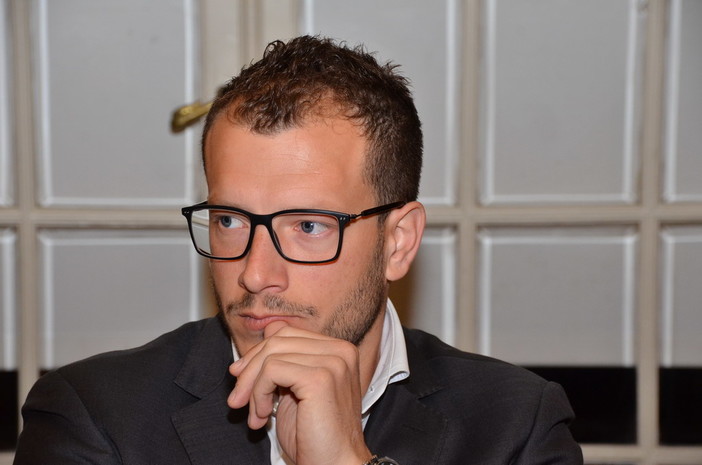 Ventimiglia: agevolazioni alle famiglie. Riduzioni su scuolabus e buoni mensa